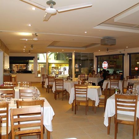 Daphne Hotel Apartments Cyprus Пафос Екстериор снимка